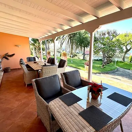 La Perla Exotica Villa *