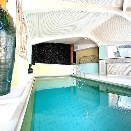 La Perla Exotica 로스 레알레호스